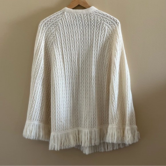 Vintage Sally Gee Women’s Cream Knit Boho Hippie Button Up Poncho Fit Up To XL - Picture 8 of 11